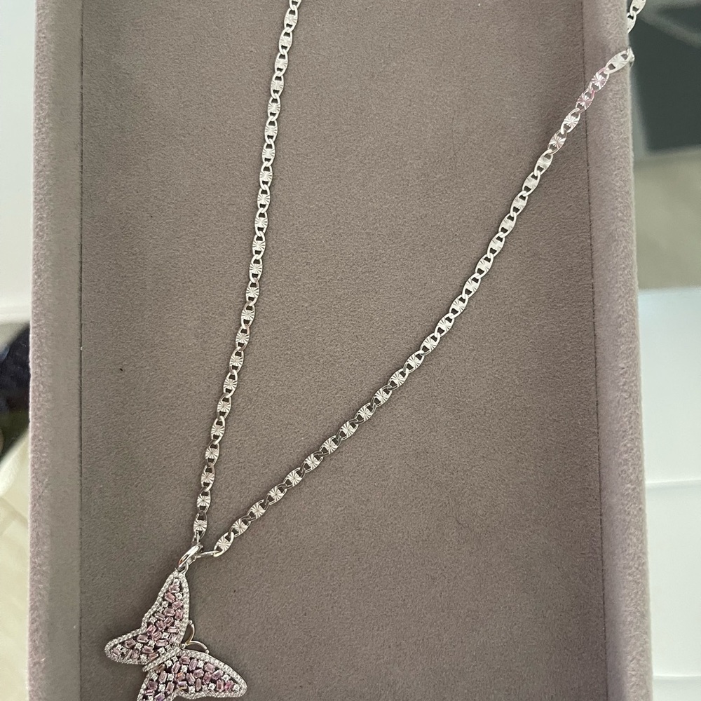New Elegant Italy Silver 925 Pink Butterfly Necklace with Sparkle Zirconia - Picture 3 of 3